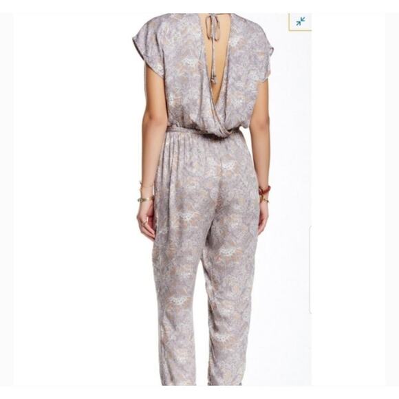 FREE PEOPLE Paisley Boho Short Sleeve Roll Cuff Jumpsuit Medium - Picture 2 of 11